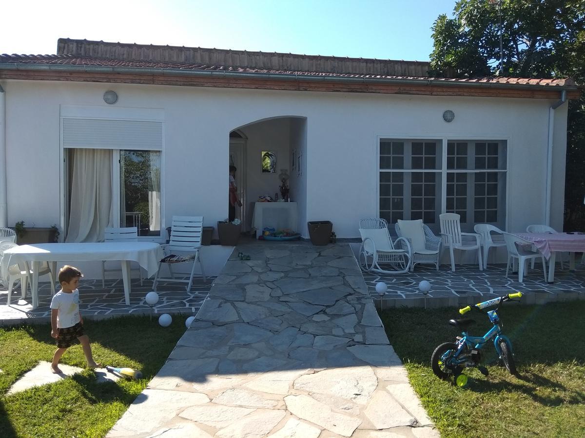 Maria'S Beach House Polikhronon Exteriör bild